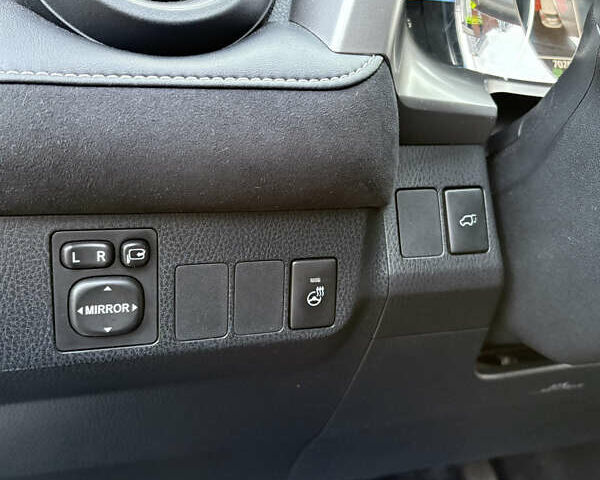 Тойота РАВ 4 2017 в Киеве на Automoto.ua Синий Тойота РАВ 4, объемом двигателя 2.49 л и пробегом 71 тыс. км за 25900 $, фото 21 на Automoto.ua