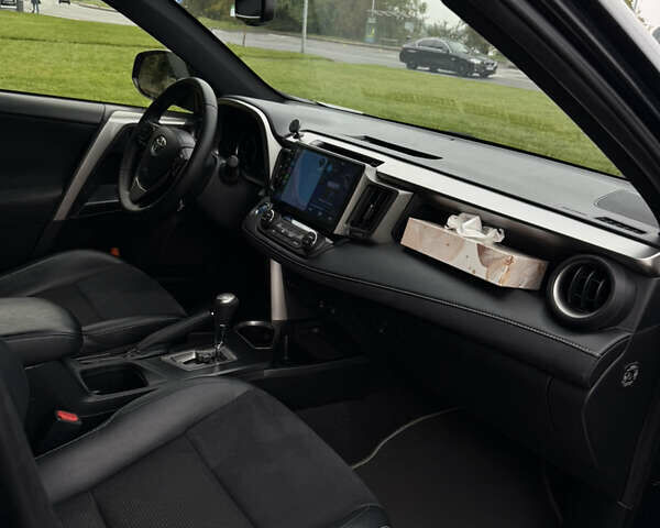 Синій Тойота РАВ 4, об'ємом двигуна 2.49 л та пробігом 171 тис. км за 24800 $, фото 7 на Automoto.ua