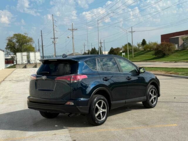 Тойота РАВ 4 2017 в Полтаве на Automoto.ua Синий Тойота РАВ 4, объемом двигателя 2.5 л и пробегом 57 тыс. км за 9800 $, фото 7 на Automoto.ua