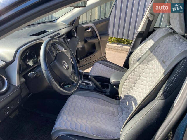 Синий Тойота РАВ 4, объемом двигателя 2.49 л и пробегом 68 тыс. км за 24500 $, фото 2 на Automoto.ua