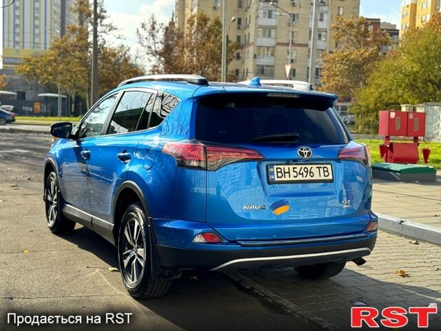 Тойота РАВ 4 2017 у Одесі на Automoto.ua Синій Тойота РАВ 4, об'ємом двигуна 2.5 л та пробігом 150 тис. км за 16500 $, фото 5 на Automoto.ua