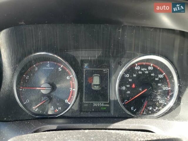 Синій Тойота РАВ 4, об'ємом двигуна 2.5 л та пробігом 58 тис. км за 6000 $, фото 8 на Automoto.ua