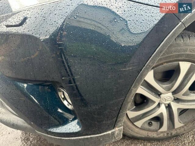 Тойота РАВ 4 2017 в Виннице на Automoto.ua Синий Тойота РАВ 4, объемом двигателя 1.99 л и пробегом 104 тыс. км за 20000 $, фото 7 на Automoto.ua