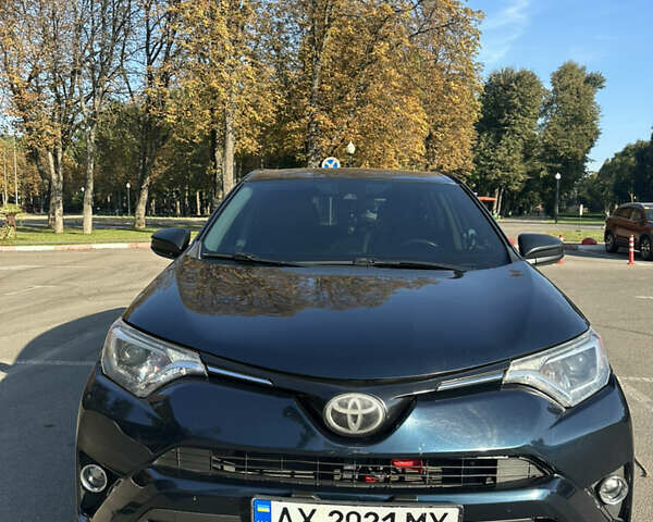 Синий Тойота РАВ 4, объемом двигателя 2.49 л и пробегом 213 тыс. км за 17300 $, фото 8 на Automoto.ua