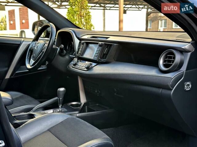 Синий Тойота РАВ 4, объемом двигателя 2.49 л и пробегом 99 тыс. км за 25700 $, фото 50 на Automoto.ua