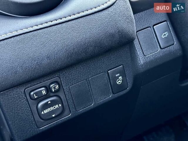 Синий Тойота РАВ 4, объемом двигателя 2.49 л и пробегом 99 тыс. км за 25700 $, фото 60 на Automoto.ua