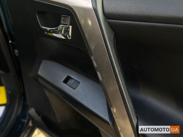 Синий Тойота РАВ 4, объемом двигателя 2.5 л и пробегом 290 тыс. км за 21800 $, фото 27 на Automoto.ua