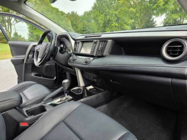 Тойота РАВ 4 2018 в Кропивницком (Кировограде) на Automoto.ua Синий Тойота РАВ 4, объемом двигателя 2.5 л и пробегом 36 тыс. км за 14000 $, фото 7 на Automoto.ua