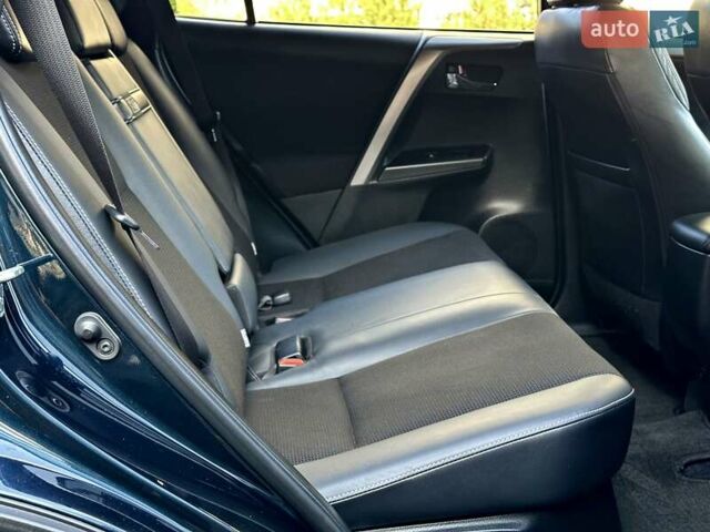 Синий Тойота РАВ 4, объемом двигателя 2.49 л и пробегом 99 тыс. км за 25700 $, фото 61 на Automoto.ua