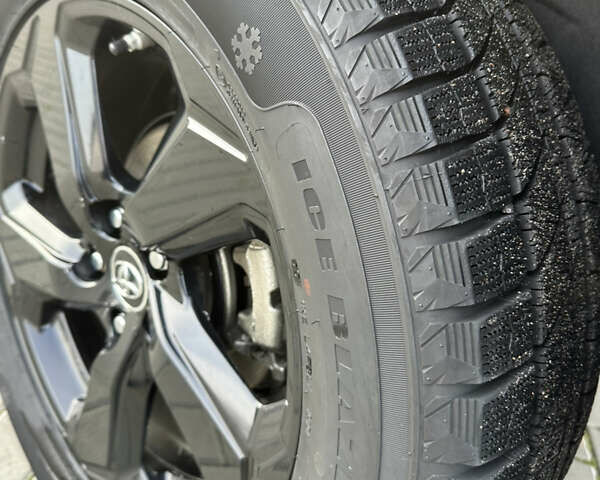 Синий Тойота РАВ 4, объемом двигателя 2.49 л и пробегом 110 тыс. км за 29999 $, фото 89 на Automoto.ua