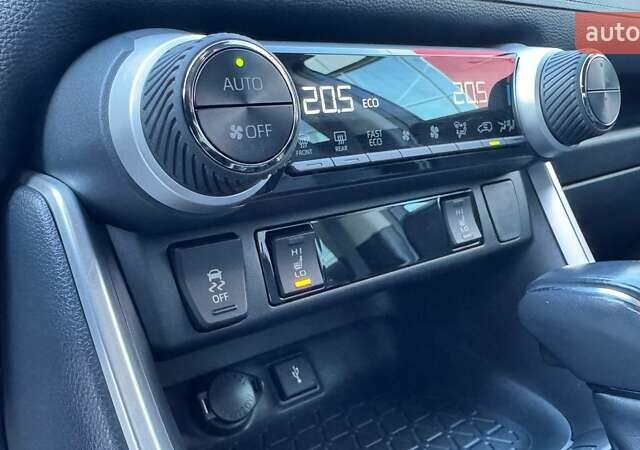 Синий Тойота РАВ 4, объемом двигателя 1.99 л и пробегом 57 тыс. км за 31912 $, фото 10 на Automoto.ua