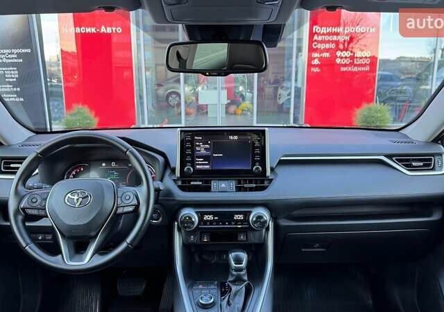 Синий Тойота РАВ 4, объемом двигателя 1.99 л и пробегом 57 тыс. км за 31912 $, фото 3 на Automoto.ua