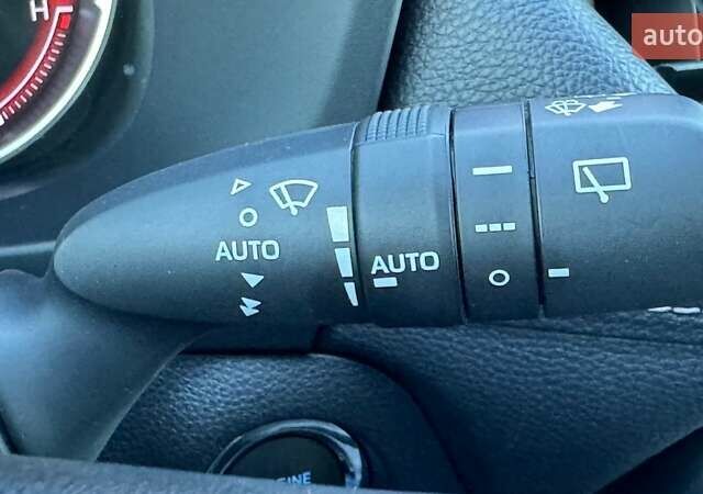 Синий Тойота РАВ 4, объемом двигателя 1.99 л и пробегом 57 тыс. км за 31912 $, фото 25 на Automoto.ua