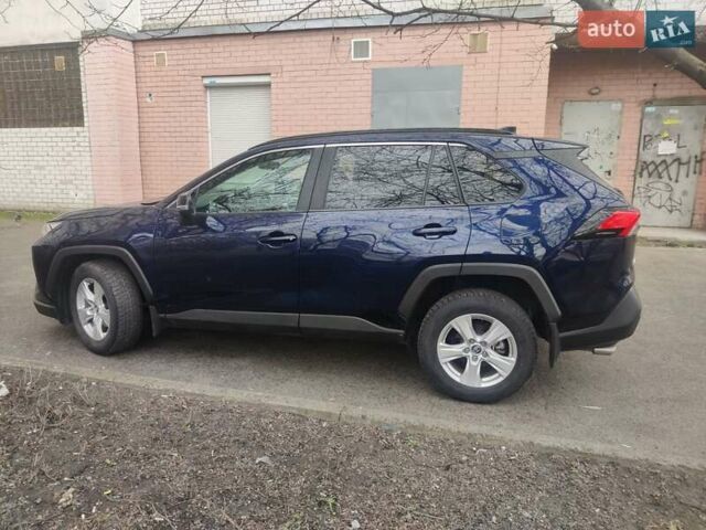 Синій Тойота РАВ 4, об'ємом двигуна 2.5 л та пробігом 47 тис. км за 28600 $, фото 1 на Automoto.ua
