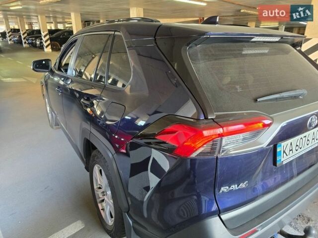 Синій Тойота РАВ 4, об'ємом двигуна 1.99 л та пробігом 165 тис. км за 30000 $, фото 5 на Automoto.ua