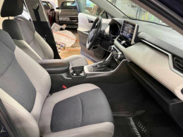 Синий Тойота РАВ 4, объемом двигателя 2.5 л и пробегом 37 тыс. км за 21000 $, фото 10 на Automoto.ua