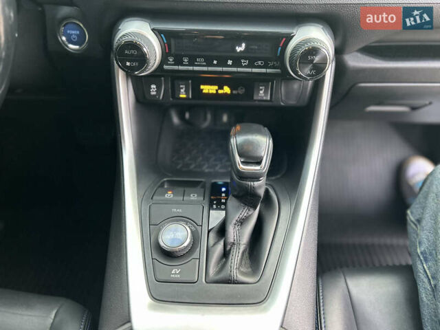 Синій Тойота РАВ 4, об'ємом двигуна 2.49 л та пробігом 90 тис. км за 25000 $, фото 16 на Automoto.ua