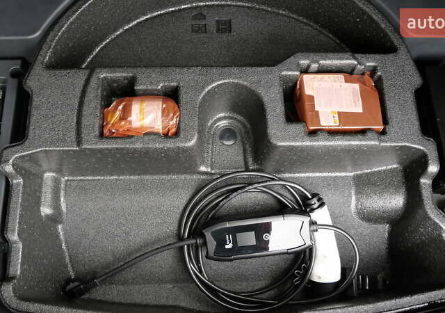 Синий Тойота РАВ 4, объемом двигателя 2.5 л и пробегом 145 тыс. км за 42500 $, фото 55 на Automoto.ua