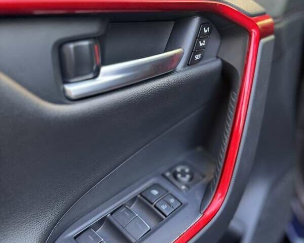 Синий Тойота РАВ 4, объемом двигателя 2.49 л и пробегом 86 тыс. км за 41999 $, фото 8 на Automoto.ua