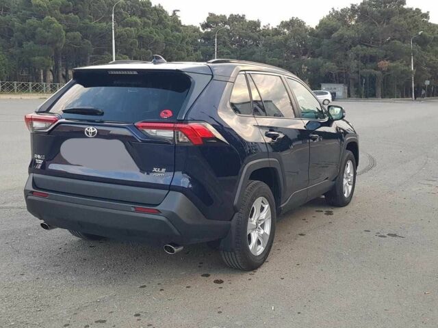 Тойота РАВ 4 2021 в Ровно на Automoto.ua Синий Тойота РАВ 4, объемом двигателя 2.5 л и пробегом 113 тыс. км за 22000 $, фото 3 на Automoto.ua