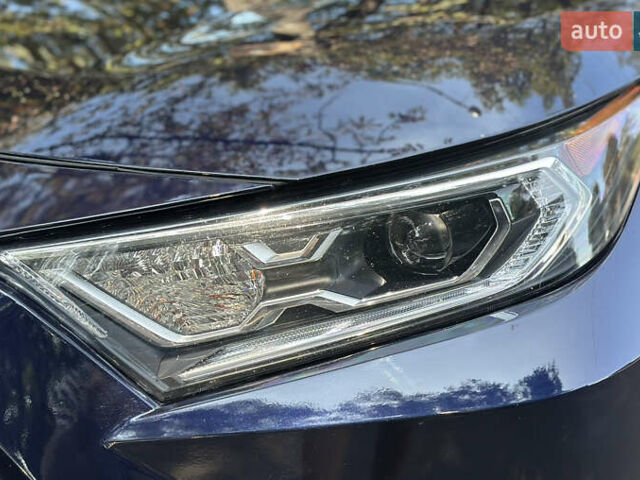 Тойота РАВ 4 2021 в Днепре (Днепропетровске) на Automoto.ua Синий Тойота РАВ 4, объемом двигателя 2.5 л и пробегом 101 тыс. км за 31000 $, фото 58 на Automoto.ua