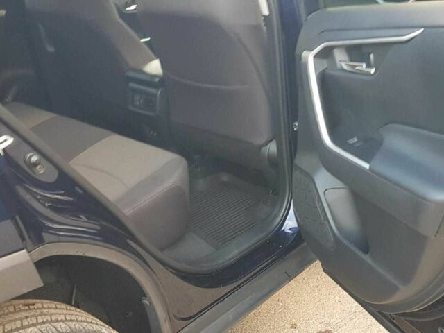 Тойота РАВ 4 2021 в Ровно на Automoto.ua Синий Тойота РАВ 4, объемом двигателя 2.5 л и пробегом 113 тыс. км за 22000 $, фото 9 на Automoto.ua