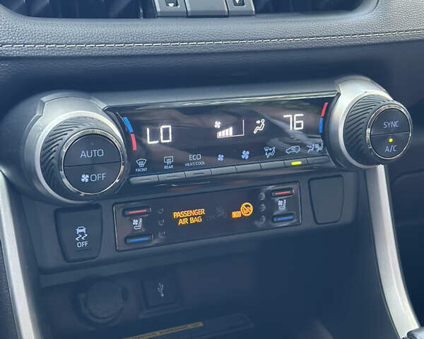 Тойота РАВ 4 2021 в Днепре (Днепропетровске) на Automoto.ua Синий Тойота РАВ 4, объемом двигателя 2.5 л и пробегом 101 тыс. км за 31000 $, фото 36 на Automoto.ua