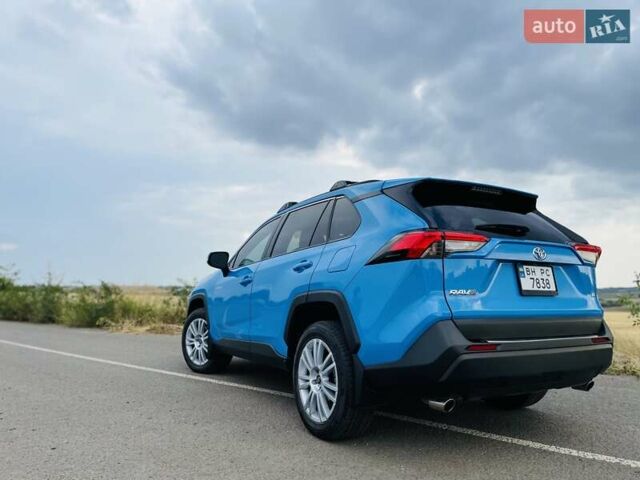 Синий Тойота РАВ 4, объемом двигателя 2.49 л и пробегом 14 тыс. км за 30500 $, фото 2 на Automoto.ua