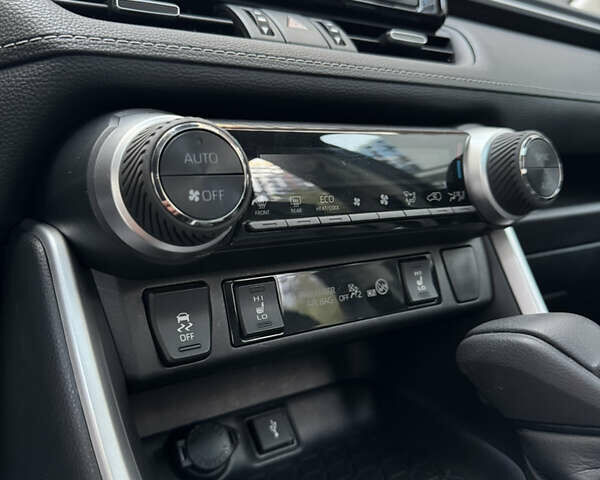 Синий Тойота РАВ 4, объемом двигателя 2.49 л и пробегом 15 тыс. км за 34500 $, фото 21 на Automoto.ua