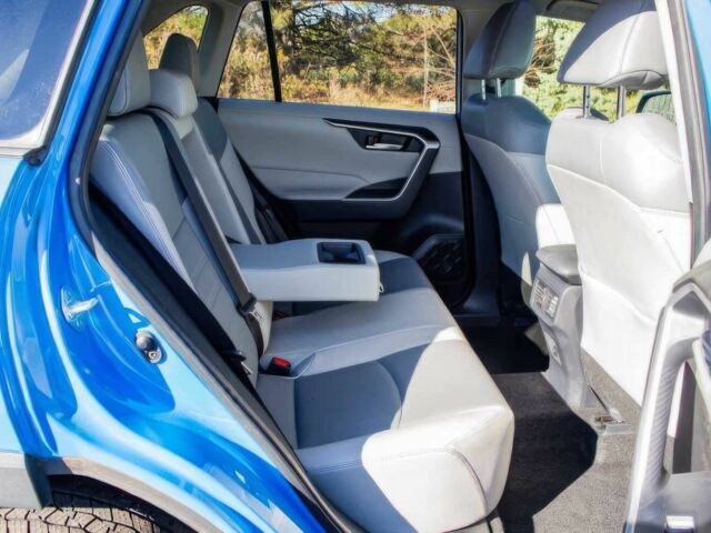 Синий Тойота РАВ 4, объемом двигателя 2.5 л и пробегом 25 тыс. км за 10200 $, фото 9 на Automoto.ua