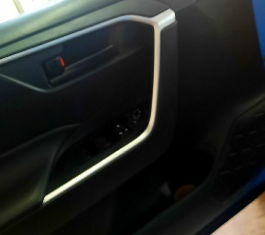 Синий Тойота РАВ 4, объемом двигателя 2.5 л и пробегом 30 тыс. км за 28500 $, фото 7 на Automoto.ua