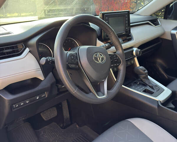 Синій Тойота РАВ 4, об'ємом двигуна 2.5 л та пробігом 114 тис. км за 26300 $, фото 4 на Automoto.ua