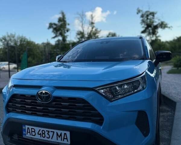 Синий Тойота РАВ 4, объемом двигателя 2.49 л и пробегом 97 тыс. км за 24700 $, фото 1 на Automoto.ua