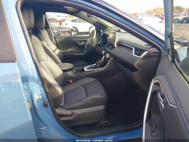 Синий Тойота РАВ 4, объемом двигателя 2.5 л и пробегом 19 тыс. км за 24350 $, фото 3 на Automoto.ua