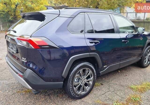 Синий Тойота РАВ 4, объемом двигателя 2.5 л и пробегом 25 тыс. км за 37900 $, фото 2 на Automoto.ua