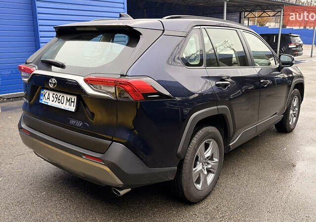 Синий Тойота РАВ 4, объемом двигателя 1.99 л и пробегом 33 тыс. км за 34173 $, фото 8 на Automoto.ua