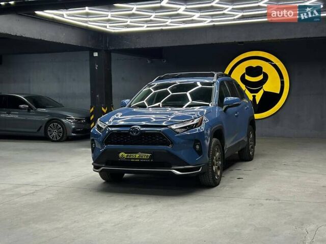 Синий Тойота РАВ 4, объемом двигателя 2.5 л и пробегом 19 тыс. км за 39000 $, фото 2 на Automoto.ua