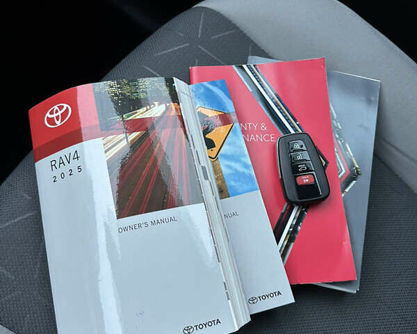 Синий Тойота РАВ 4, объемом двигателя 2.5 л и пробегом 1 тыс. км за 29700 $, фото 25 на Automoto.ua