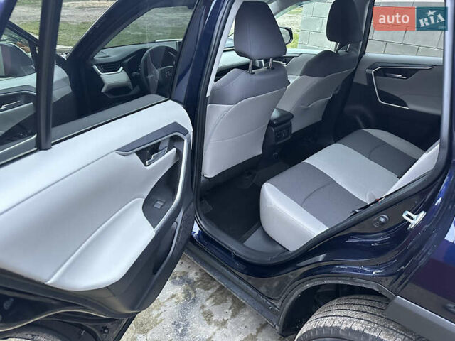 Синий Тойота РАВ 4, объемом двигателя 2.5 л и пробегом 1 тыс. км за 29700 $, фото 34 на Automoto.ua