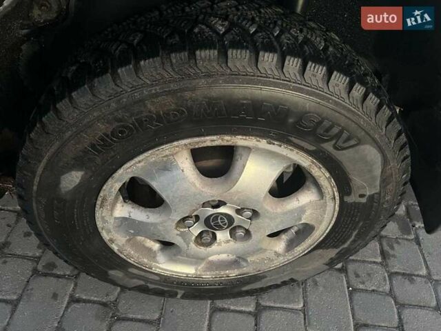Зеленый Тойота РАВ 4, объемом двигателя 2 л и пробегом 365 тыс. км за 4800 $, фото 8 на Automoto.ua