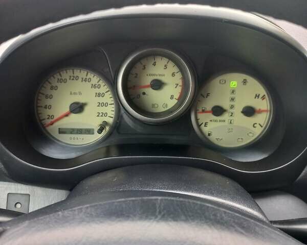 Зеленый Тойота РАВ 4, объемом двигателя 2 л и пробегом 219 тыс. км за 6800 $, фото 1 на Automoto.ua