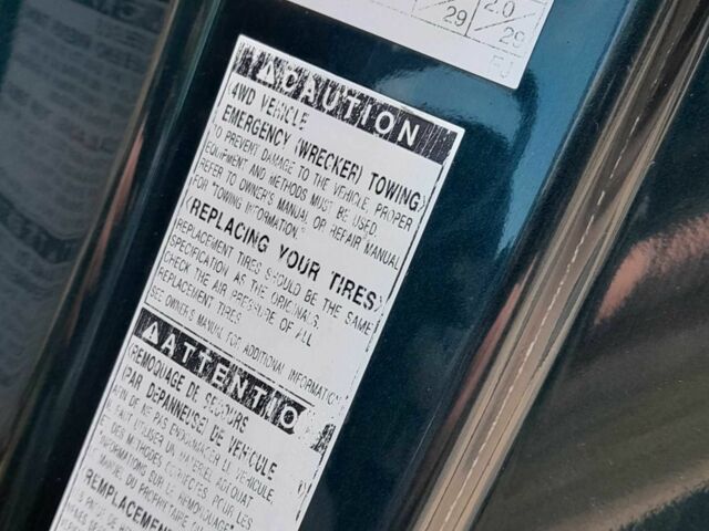 Зелений Тойота РАВ 4, об'ємом двигуна 2 л та пробігом 182 тис. км за 6900 $, фото 2 на Automoto.ua