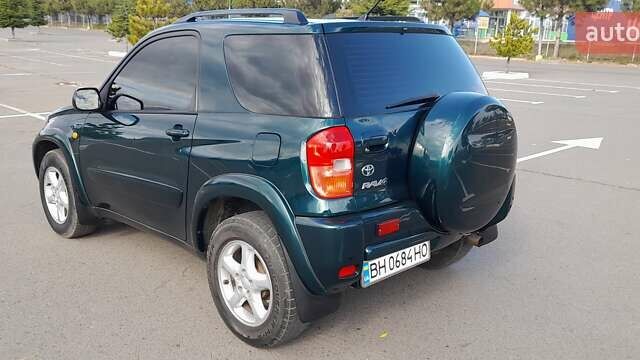 Зеленый Тойота РАВ 4, объемом двигателя 2 л и пробегом 300 тыс. км за 6900 $, фото 4 на Automoto.ua