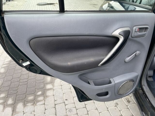 Зеленый Тойота РАВ 4, объемом двигателя 2 л и пробегом 350 тыс. км за 3900 $, фото 15 на Automoto.ua