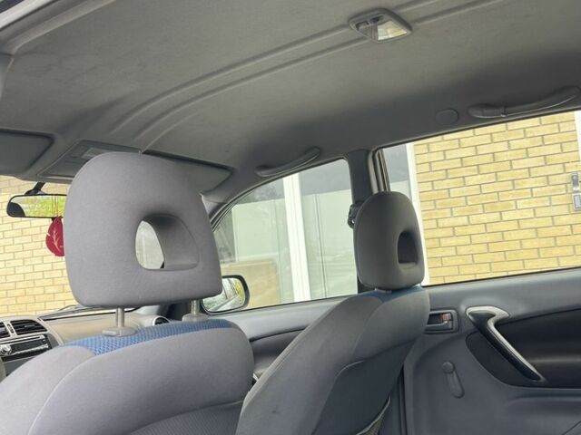 Зеленый Тойота РАВ 4, объемом двигателя 2 л и пробегом 350 тыс. км за 3900 $, фото 13 на Automoto.ua