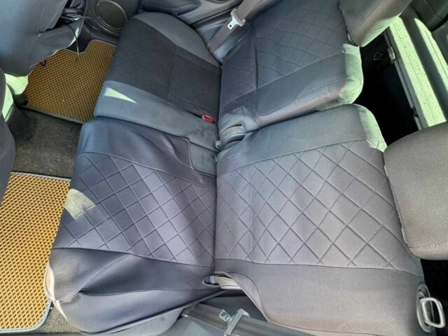 Зеленый Тойота РАВ 4, объемом двигателя 2.2 л и пробегом 280 тыс. км за 3843 $, фото 8 на Automoto.ua