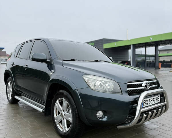 Зеленый Тойота РАВ 4, объемом двигателя 2.23 л и пробегом 210 тыс. км за 8500 $, фото 9 на Automoto.ua