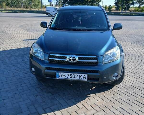 Зеленый Тойота РАВ 4, объемом двигателя 2.23 л и пробегом 314 тыс. км за 7100 $, фото 6 на Automoto.ua