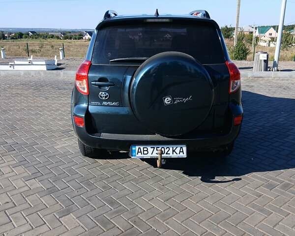 Зеленый Тойота РАВ 4, объемом двигателя 2.23 л и пробегом 314 тыс. км за 7100 $, фото 5 на Automoto.ua