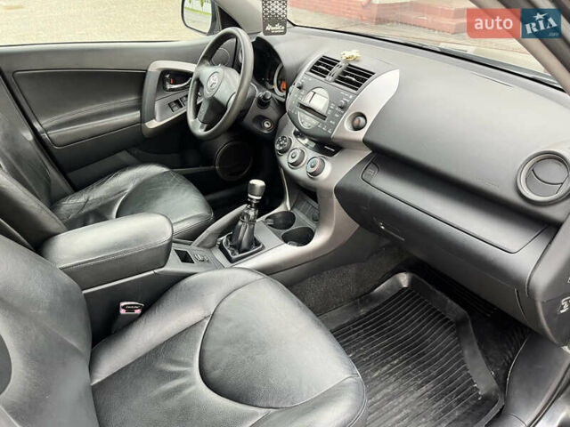 Зеленый Тойота РАВ 4, объемом двигателя 2.23 л и пробегом 226 тыс. км за 9599 $, фото 32 на Automoto.ua